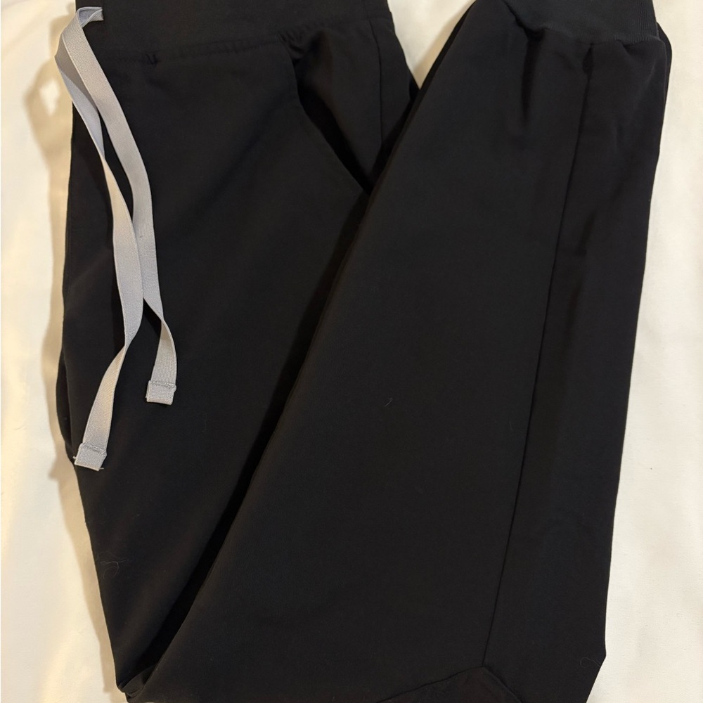 Figs Black Ankle-Length Pants with Gray Drawstrings